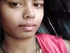 Cute girl sucks and fucks her way through MMS leak